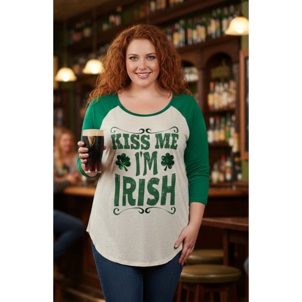 Free Kisses "Kiss Me I'm Irish" Baseball Style 3/4 Sleeve Tee Green & White 2X